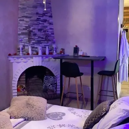 Bed & Breakfast Manoir Aux Trois Charmes Ronchamp